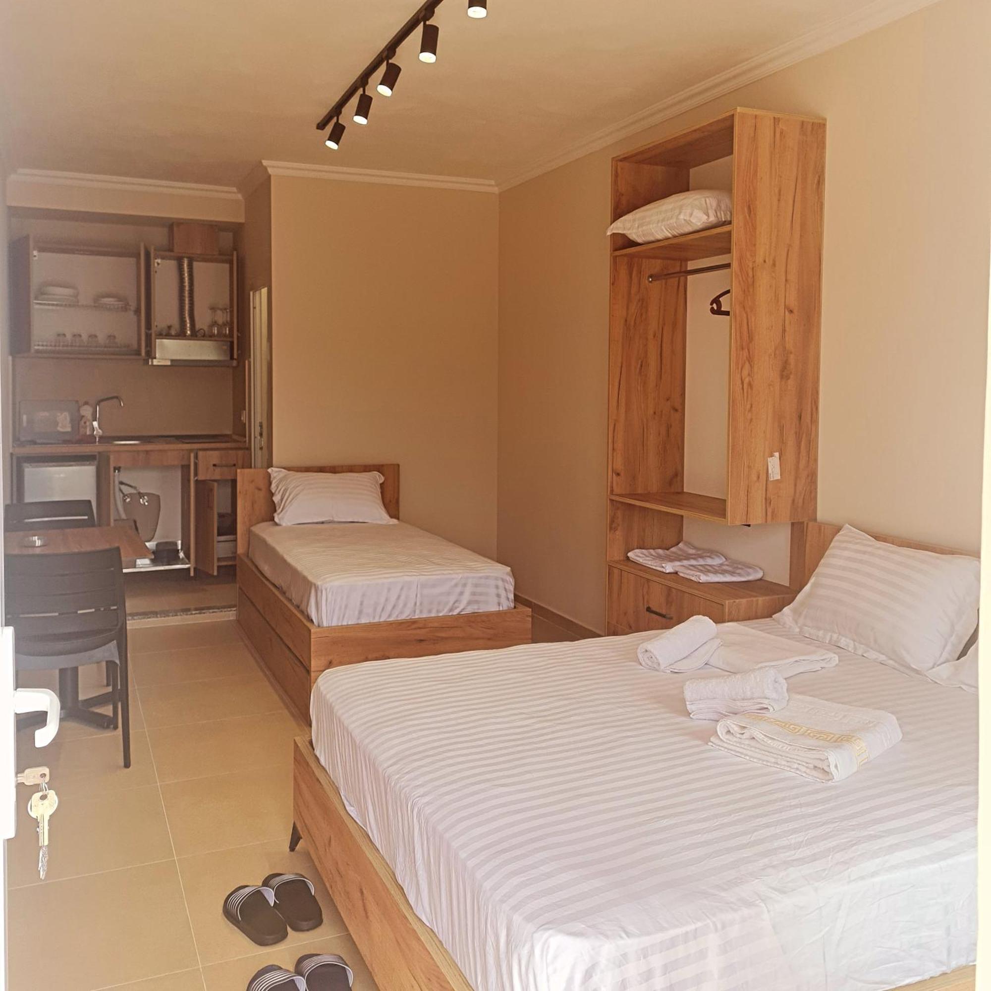 Sol Apartments Gjiri Lalzit Durrës Zewnętrze zdjęcie